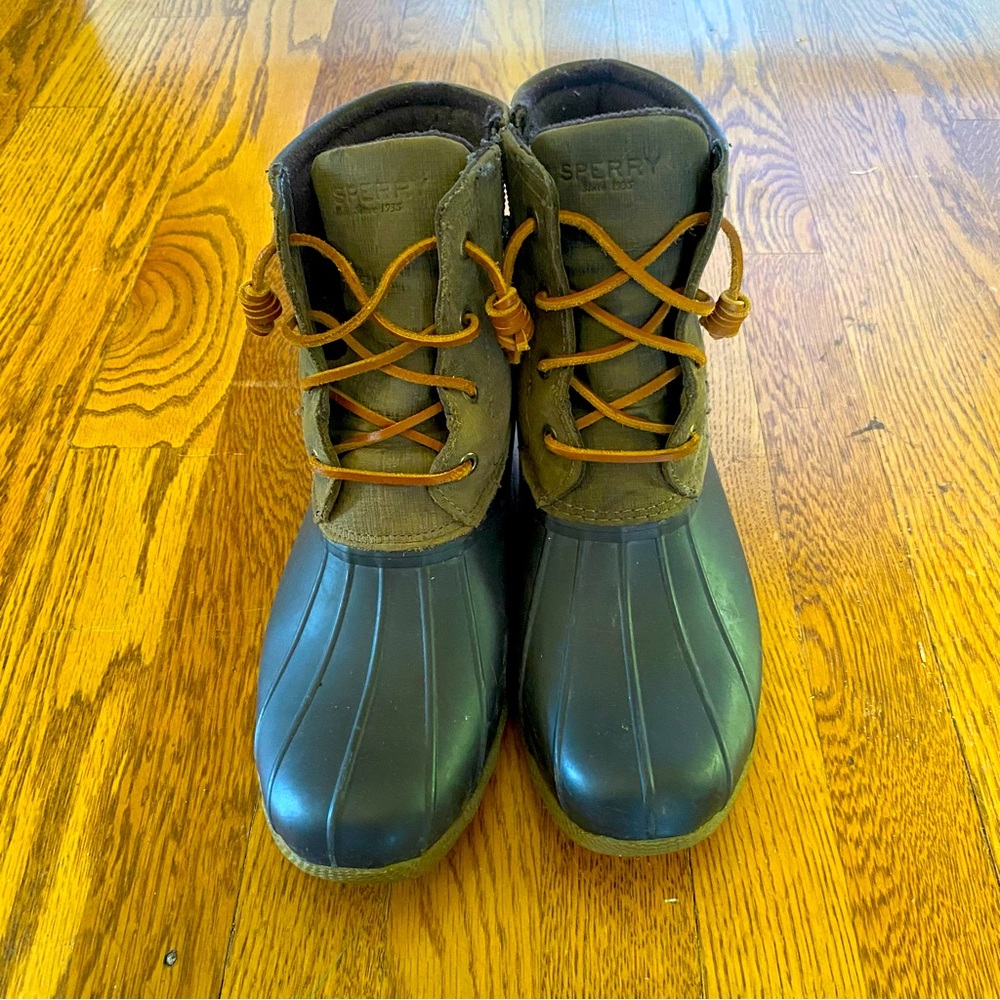 Sperry duck boots